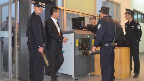 操作x光安檢機(jī)要進(jìn)行系統(tǒng)性培訓(xùn)