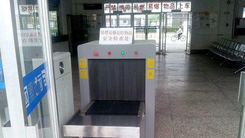 現(xiàn)代x光安檢機(jī)設(shè)備多少錢一臺(tái)？