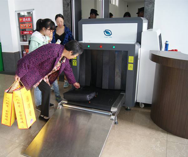 x光機(jī)在車站中的使用