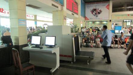 現(xiàn)代X光安檢機居然有這么先進(jìn)？這東西都可以檢出來？